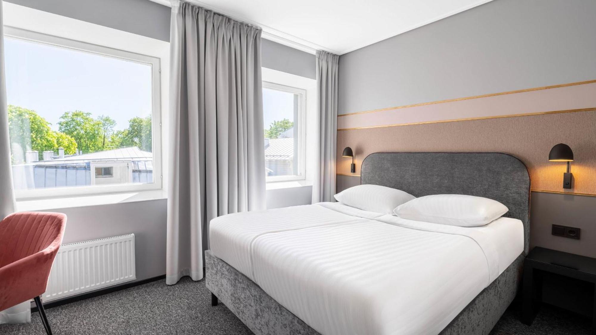 Fonnental Design Viesnīca 4*